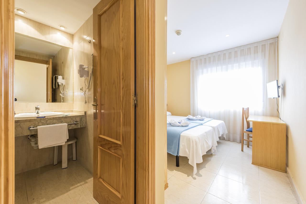 Hotel Restaurante El Álamo Dış mekan fotoğraf
