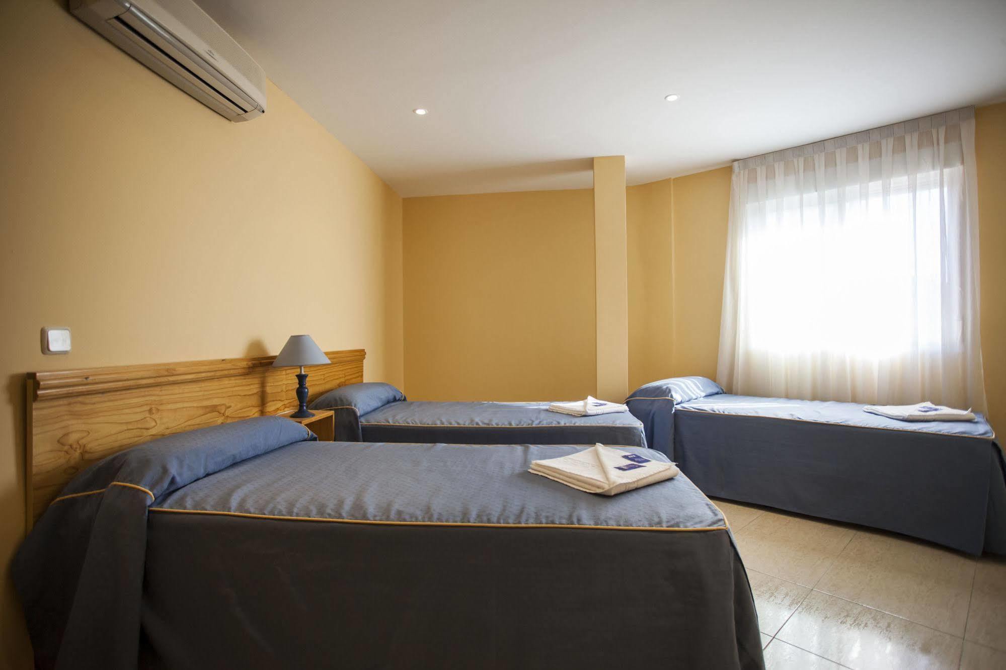 Hotel Restaurante El Álamo Dış mekan fotoğraf